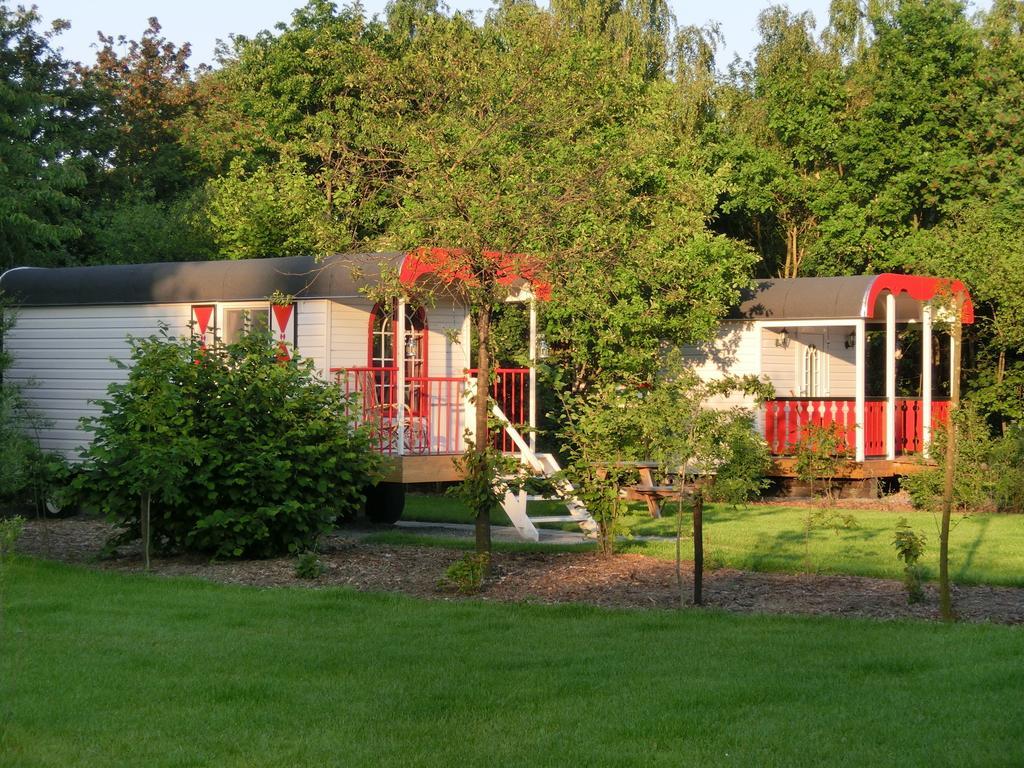 Pipowagen Camping Puur Genieten Bed & Breakfast Someren Eksteriør bilde