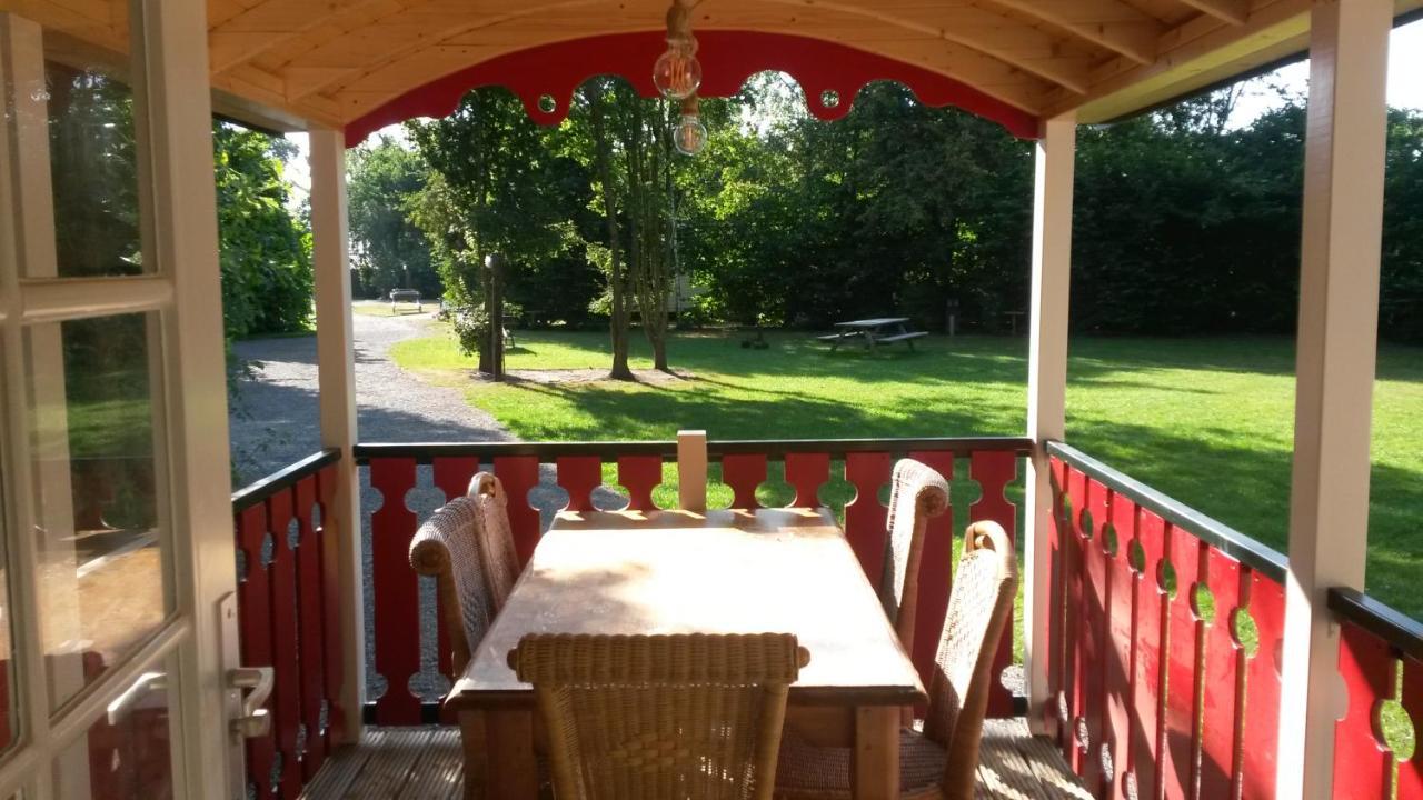 Pipowagen Camping Puur Genieten Bed & Breakfast Someren Eksteriør bilde